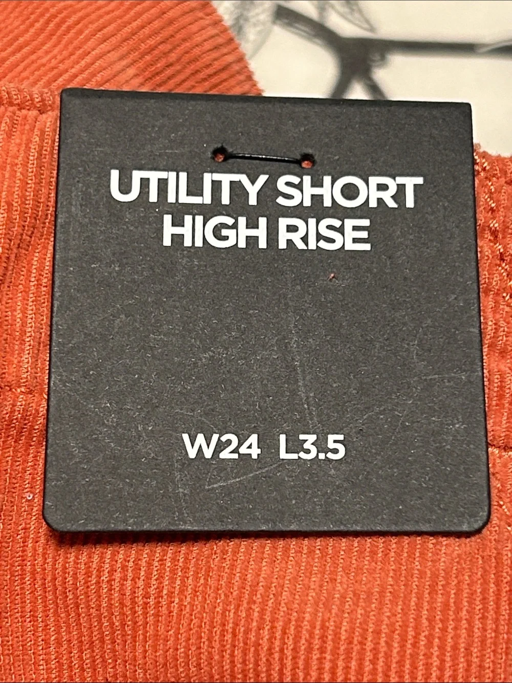 🎩Silver Jeans High-Rise Cargo Pocket Shorts in coral size w24/L3.5 NWT